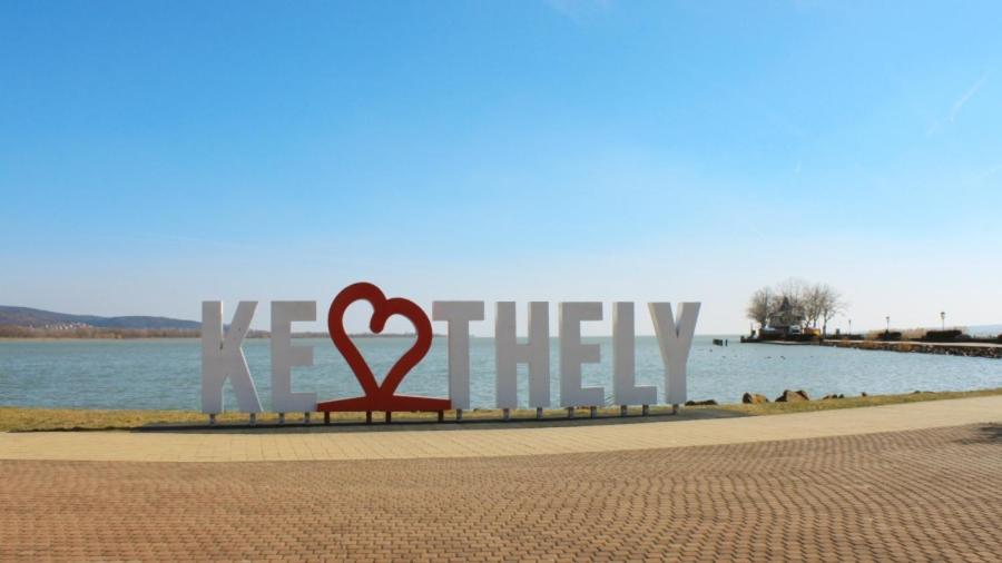 Luxury Apartments Keszthely Exterior photo